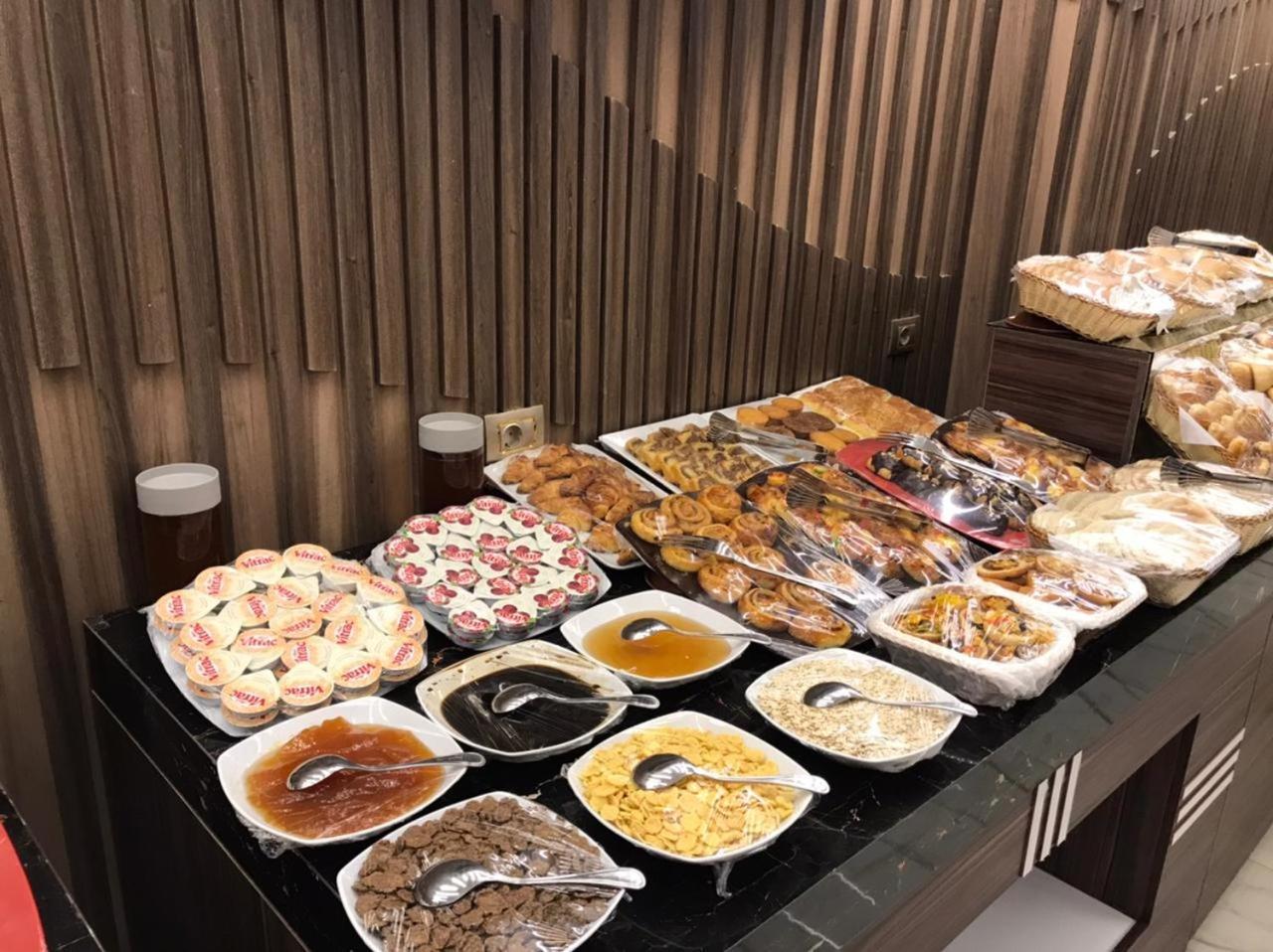 El Mesaadya Hotel 开罗 外观 照片